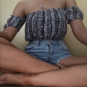 Forever 21 Geo Print Crop Top